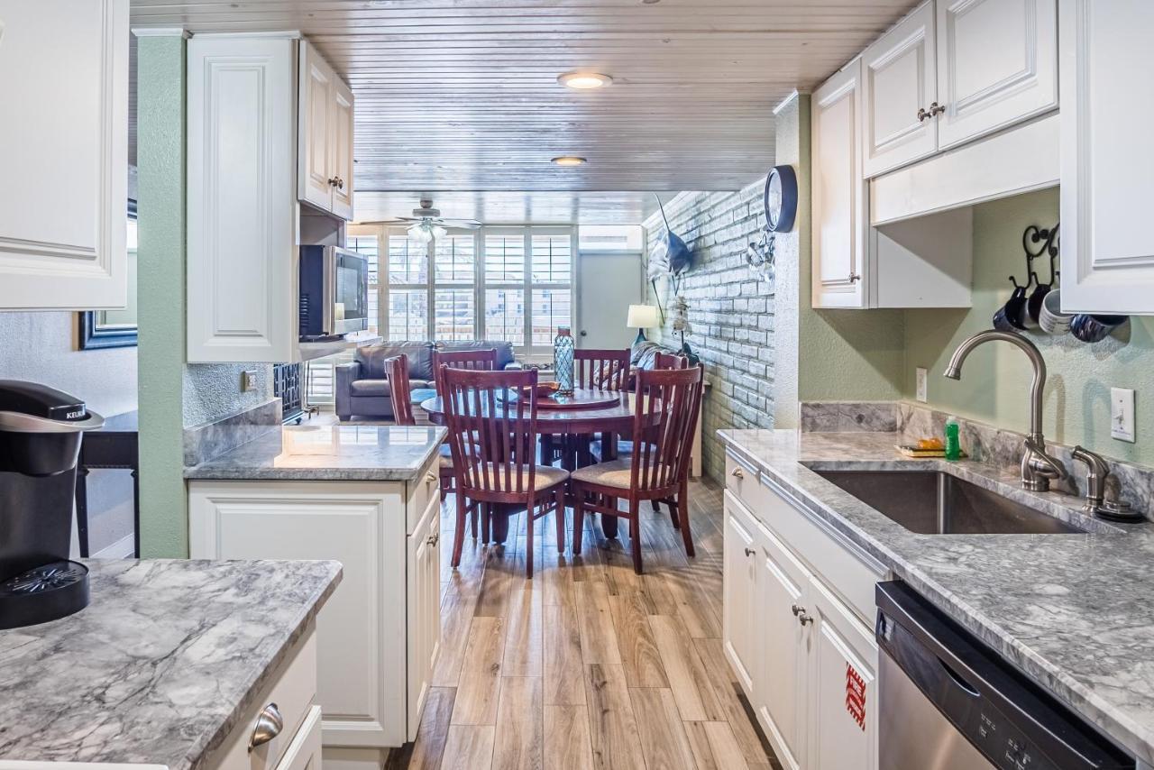 Pearl Marlin Apartman Port Aransas Kültér fotó